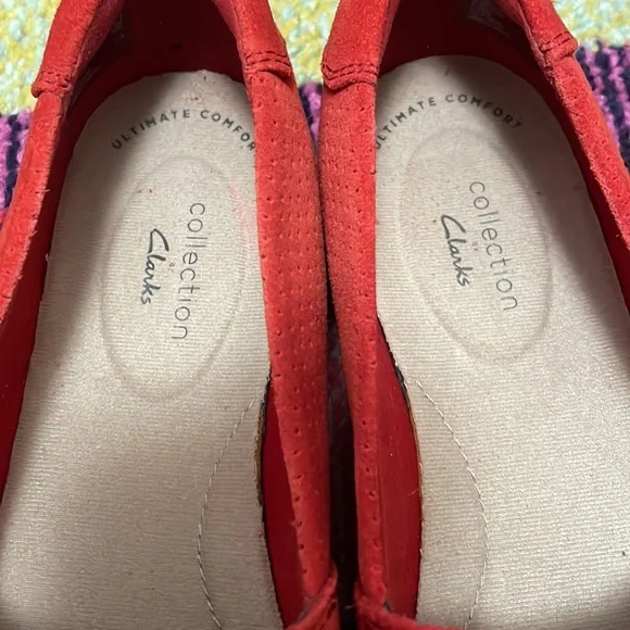Collection by Clark’s Red Suede Espadrilles sz 7.5 - Picture 3 of 5